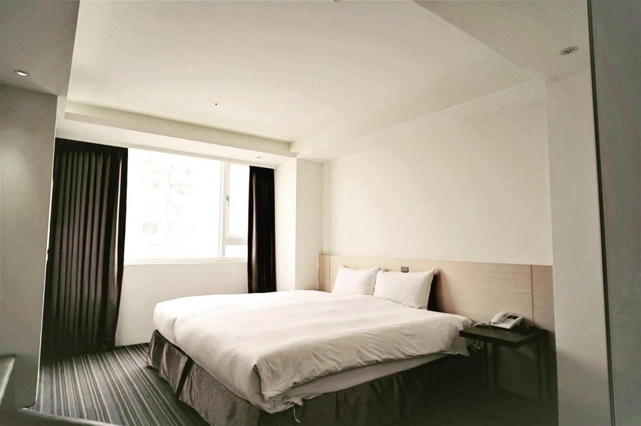 De Reve Express Hotel Цзяи Экстерьер фото