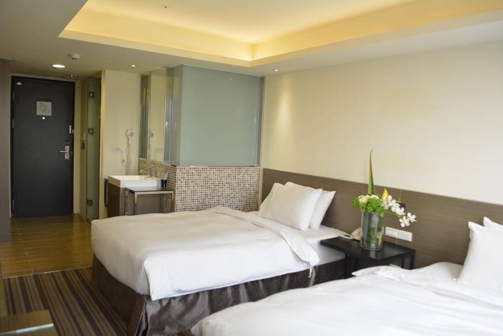 De Reve Express Hotel Цзяи Экстерьер фото