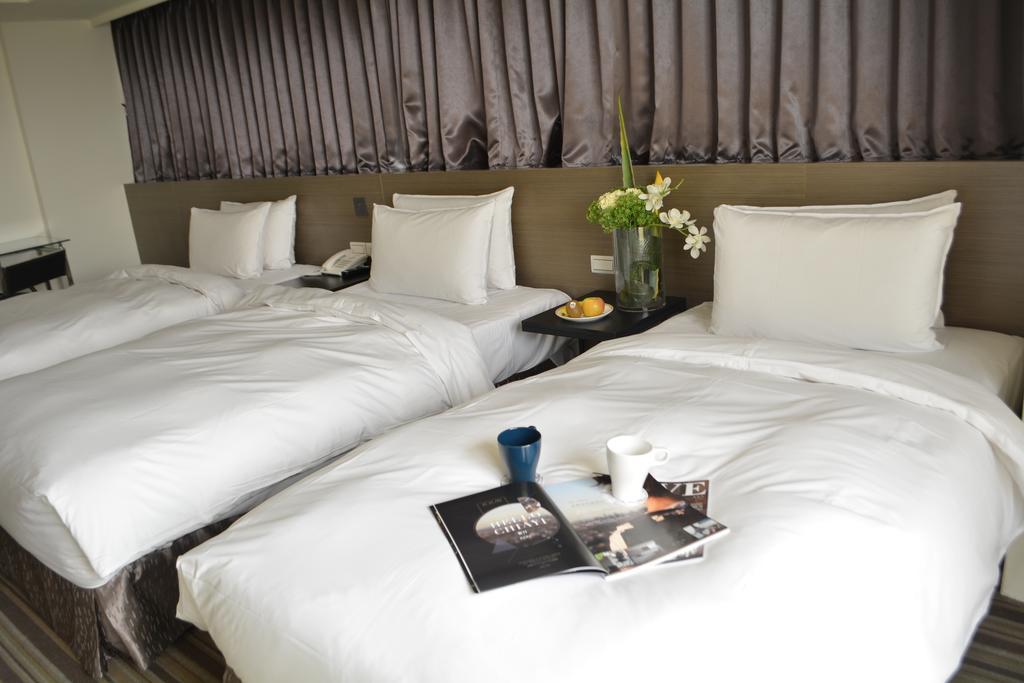 De Reve Express Hotel Цзяи Экстерьер фото