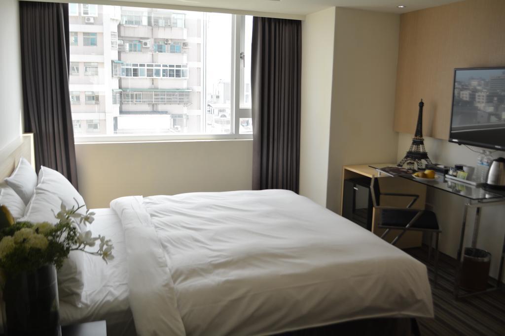 De Reve Express Hotel Цзяи Экстерьер фото