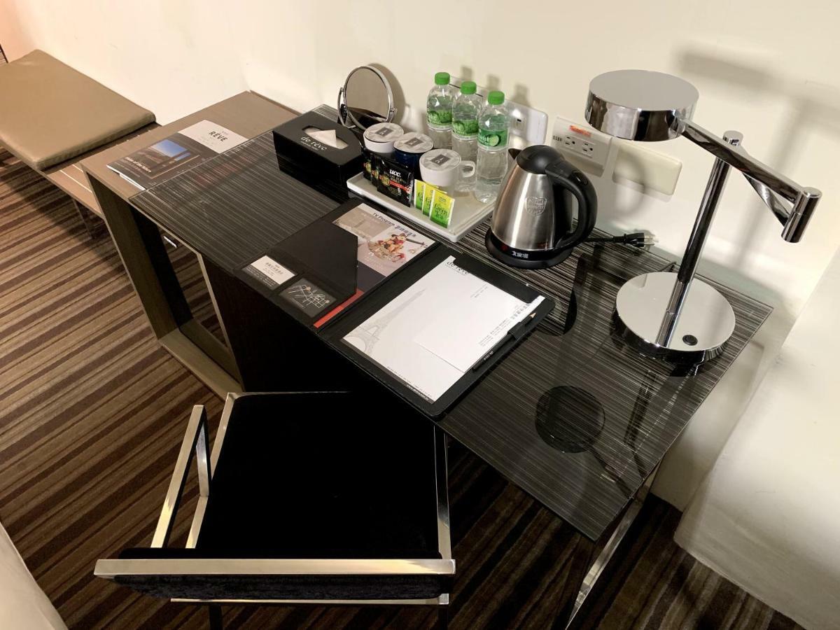 De Reve Express Hotel Цзяи Экстерьер фото
